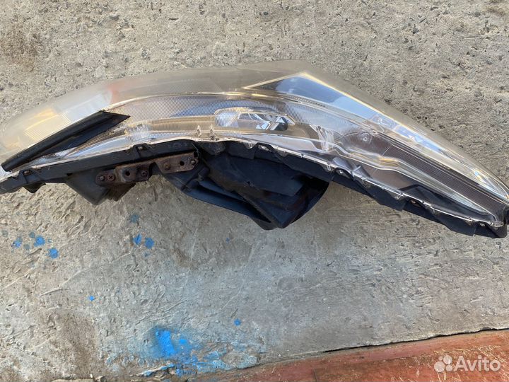 Фары на honda accord 8 левый и правый