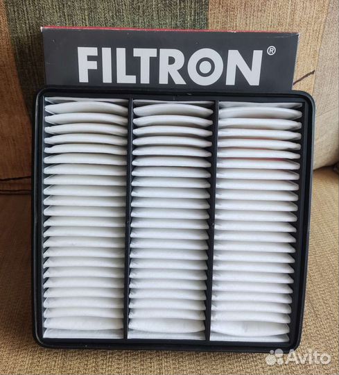 Фильтр воздушный на Митцубиши Лансер 9