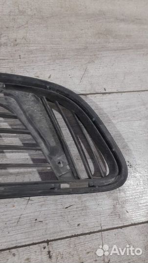 Решетка бампера Toyota Venza С 2013 По 2018 Год