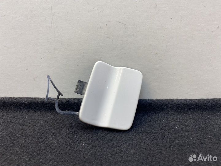 Заглушка буксировочного крюка Volkswagen Passat CC