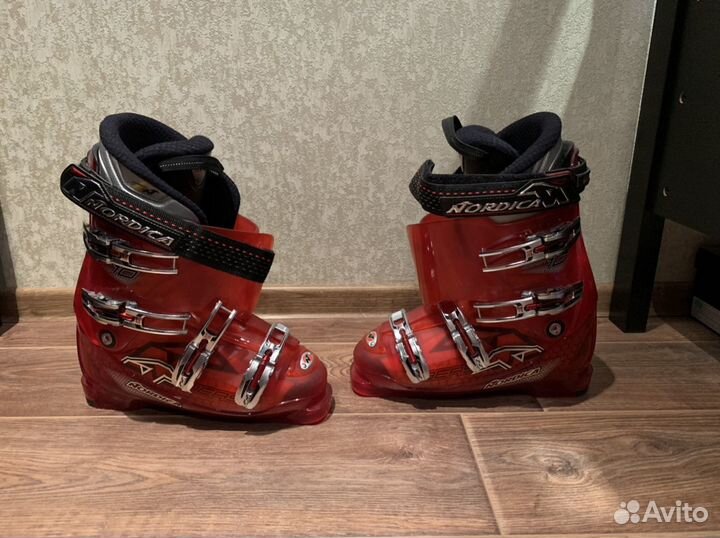 Горнолыжные ботинки Nordica