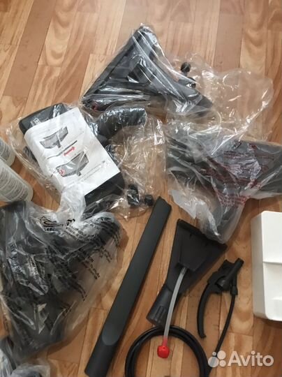 Моющий пылесос Thomas Pet&Family Parquet Pro