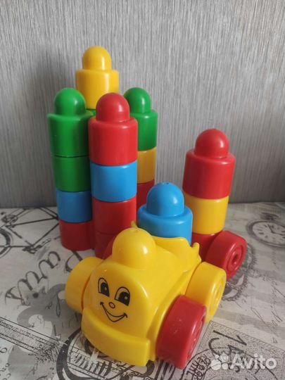 Паровозик- конструктор и Машинка сортер