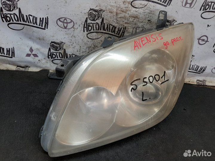 Фара передняя левая Toyota Avensis