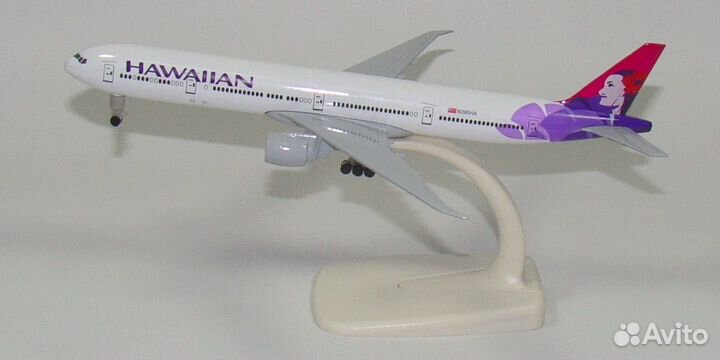 Модель самолета Boeing 777-300ER Hawaiian Airlines