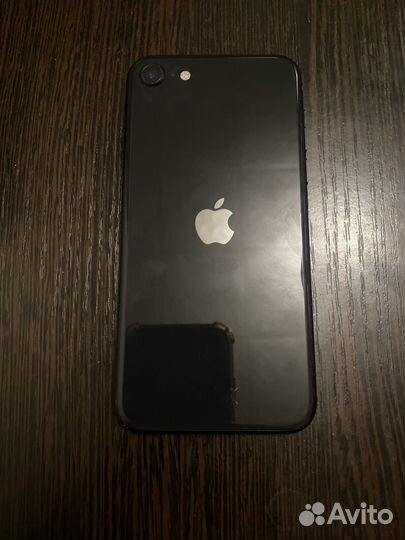 iPhone SE (2020), 64 ГБ