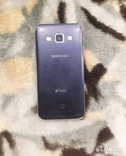 Телефон Samsung a3