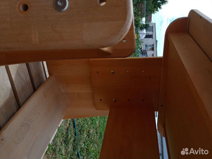 Детский столик и стул