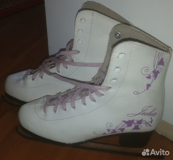 Фигуpныe коньки Larsen Julia 40 р