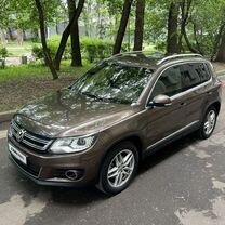 Volkswagen Tiguan 2.0 AT, 2013, 128 300 км, с пробегом, цена 1 590 000 руб.