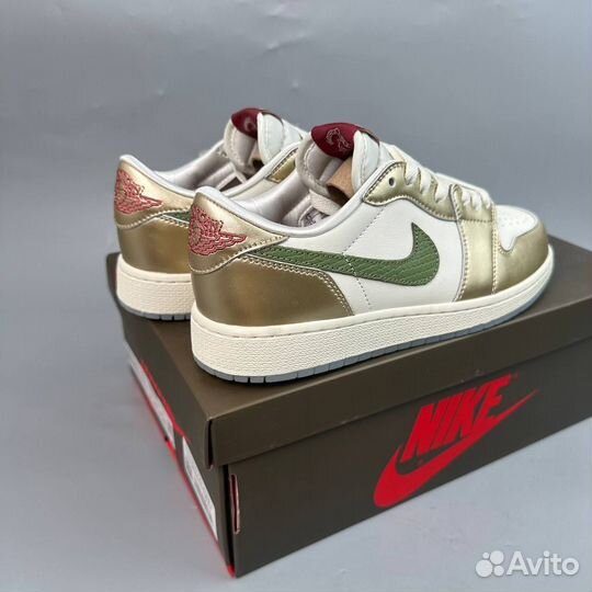 Air Jordan 1 Retro Low Year Of The Dragon - Gold