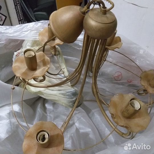 Люстра потолочная