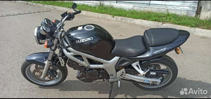 Suzuki sv400