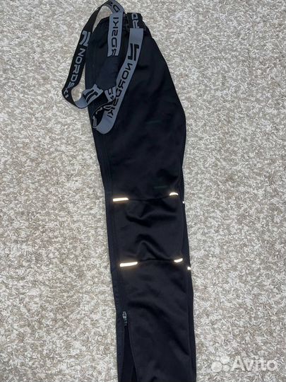 Спортивный лыжный костюм, женский