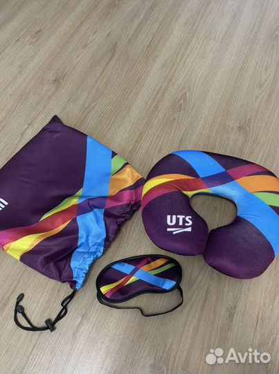 Подушка дорожная