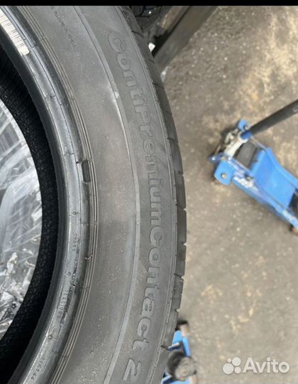 Continental ContiPremiumContact 2 215/55 R18 95H