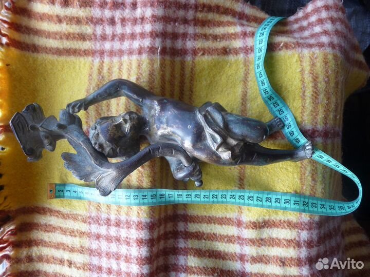 Ангел-бронзовая фигура