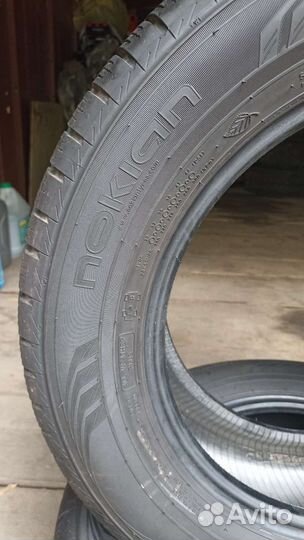Nokian Tyres WR G2 215/60 R16 99H