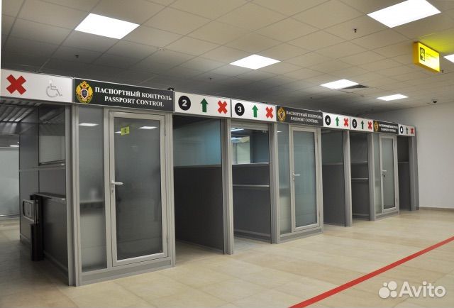 Контролеры в пунктах пропуска