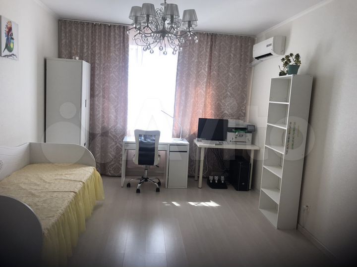 3-к. квартира, 71 м², 12/12 эт.