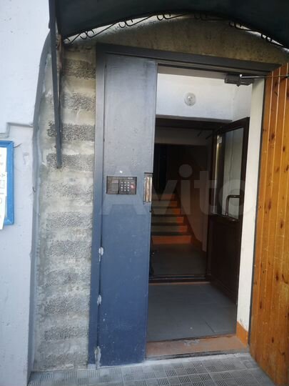 4-к. квартира, 91 м², 3/9 эт.