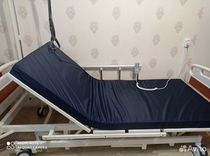Кровать для лежачих больных с электроприводом