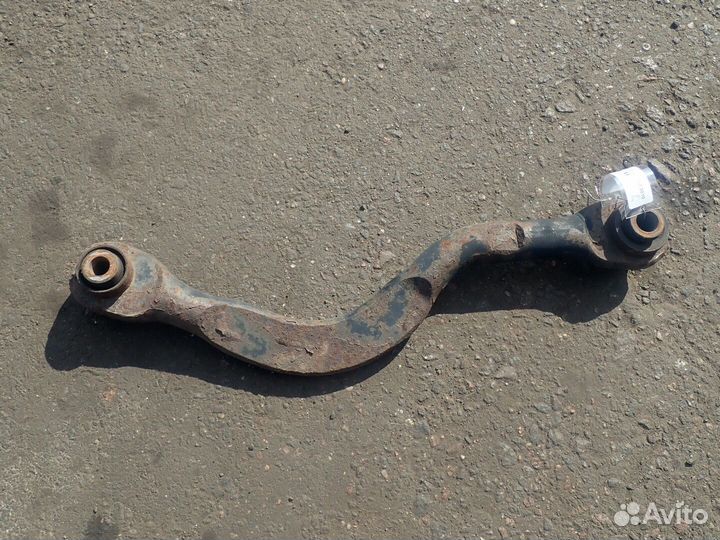 Рычаг подвески Cadillac SRX, 2010