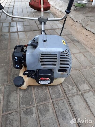 Триммер бензиновый