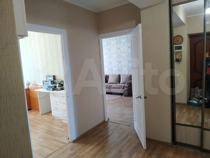 2-к. квартира, 56 м², 3/6 эт.