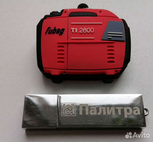 2-е Usb флешки