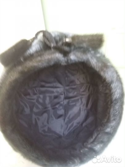 Берет их меха нерпы