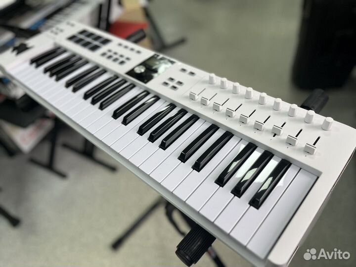 Midi клавиатура Arturia