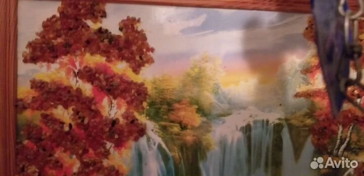 Картина с янтарем 32*23