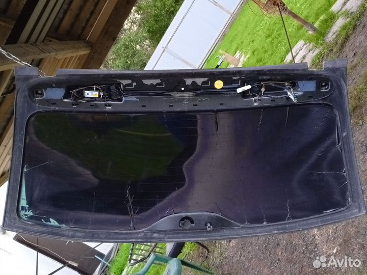 Туарег 1 заднее стекло