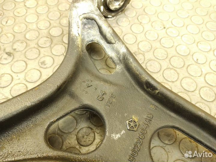 Рычаг передний правый Jeep Grand Cherokee WK2 ERB