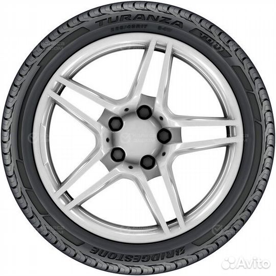 Bridgestone Turanza T001 225/50 R17 94V