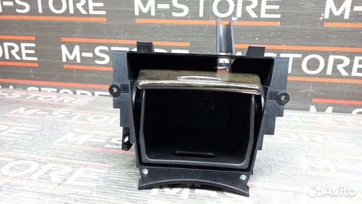 Бардачок Mercedes-Benz E-Class W211 112.949 2002
