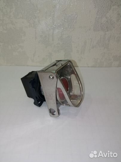 Кнопки с фиксацией и подсветкой