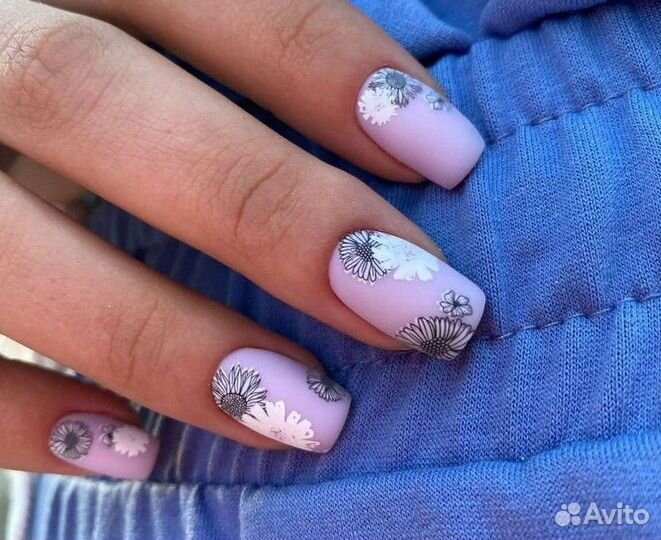 Маникюр, педикюр, оформление бровей