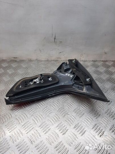 Фонарь крышки багажника левый Honda Hr-V 3