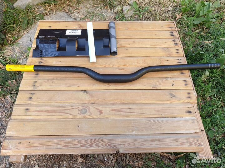 Руль Race Face Atlas 31.8 785мм