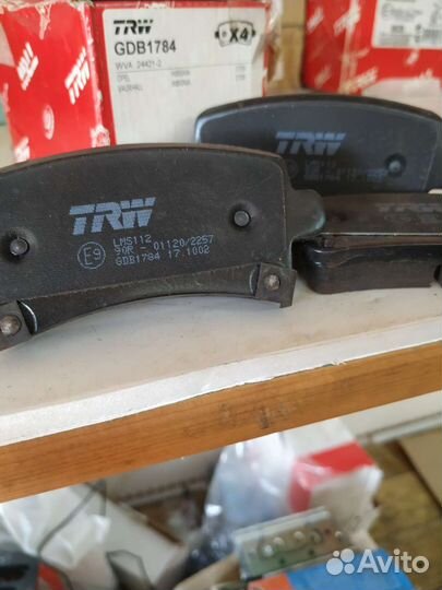 Тормозные колодки задние TRW Opel insignia