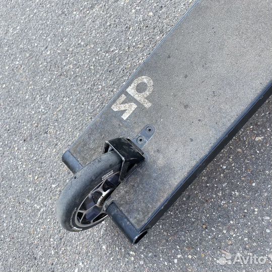 Самокат трюковой