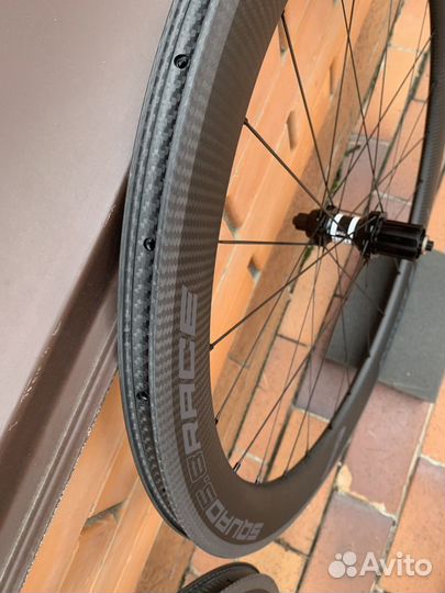 Шоссейные карбоновые колеса Xentis Squad 5.8 Race