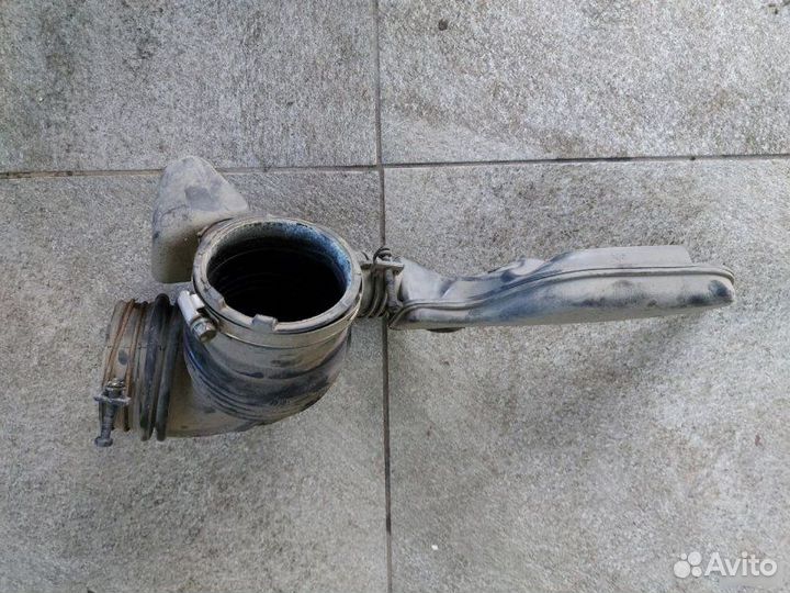 Патрубок фильтра Hyundai Equus 2012