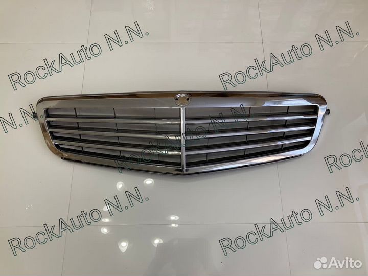 Решетка радиатора Mercedes W204 (2006-2014)