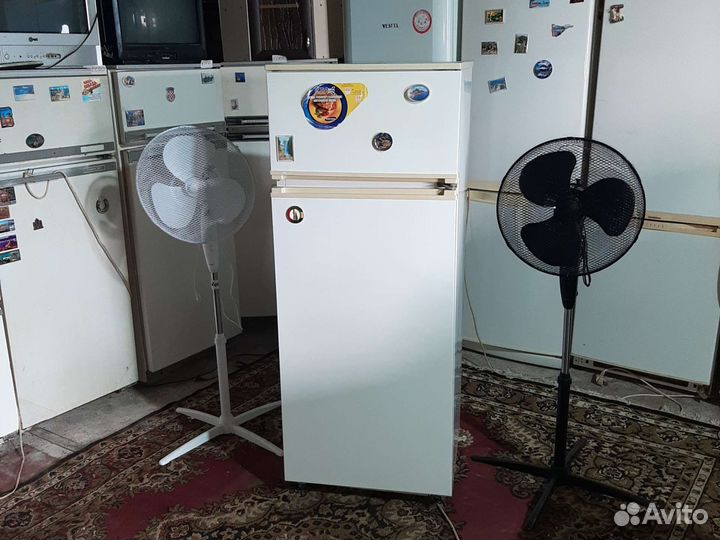 Холодильник бу. Склад мебели бу