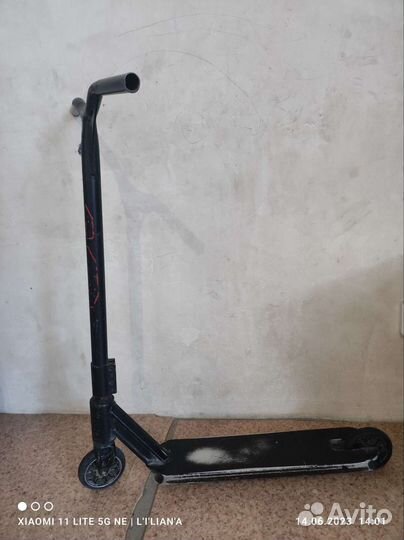 Трюковой самокат