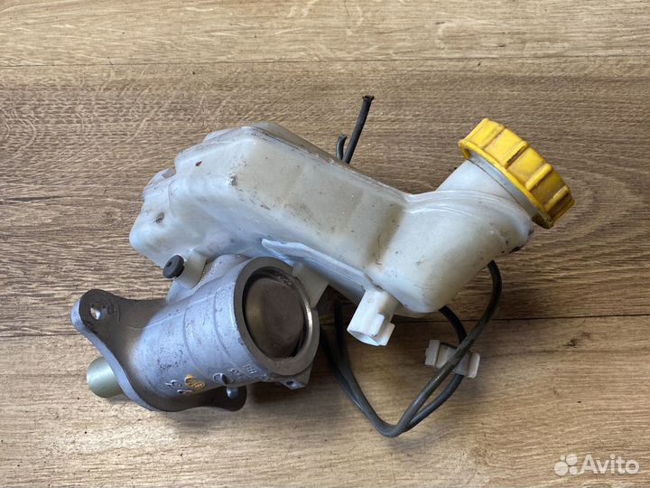 Ford fusion главный тормозной цилиндр