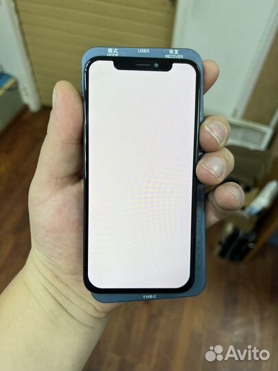 Дисплей iPhone X